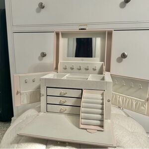 Vlando Large Faux Leather Jewelry Box Organizer - 3 Drawers, Mirror, Lock - New